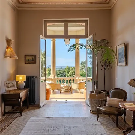 Chateau Pascalette Bed & Breakfast 3*