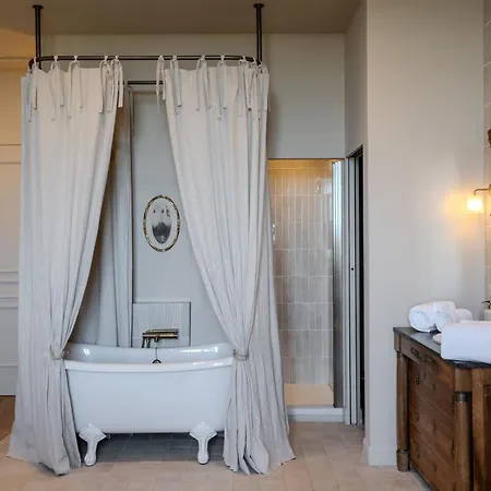 Chateau Pascalette 4*