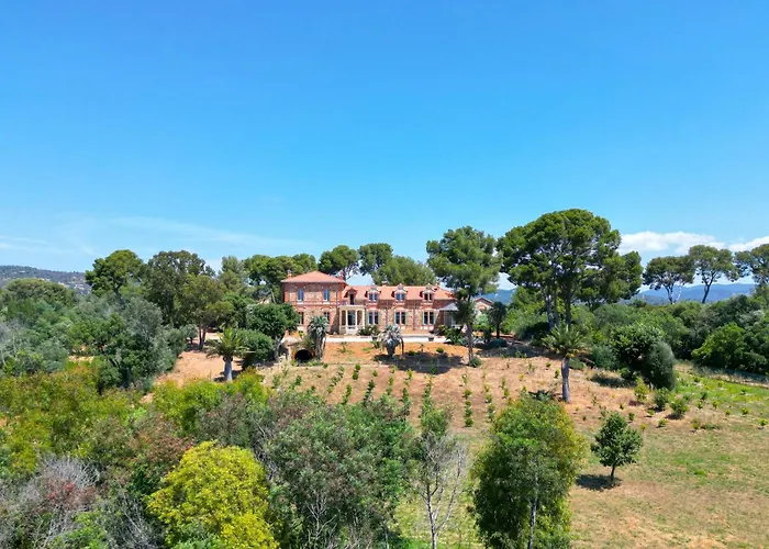 Couette-café Chateau Pascalette